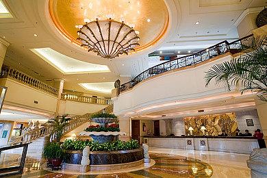 《绿林侠盗：亡命之徒与传奇》免费更新 加入新PvE模式州府盗宝